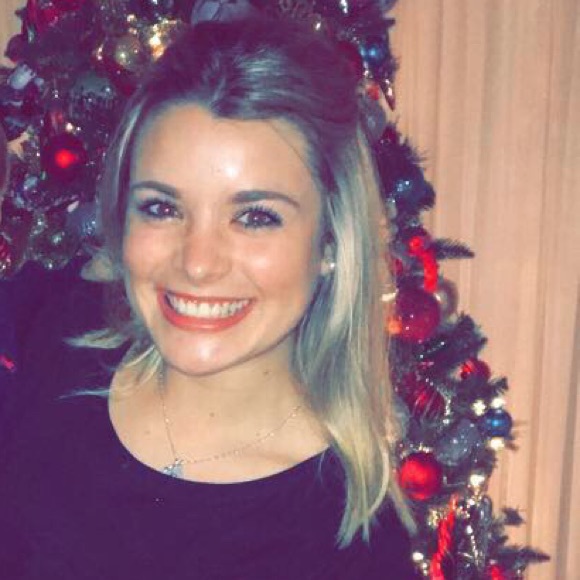 Meet your Posher, Mary claire - Picture 1 of 1